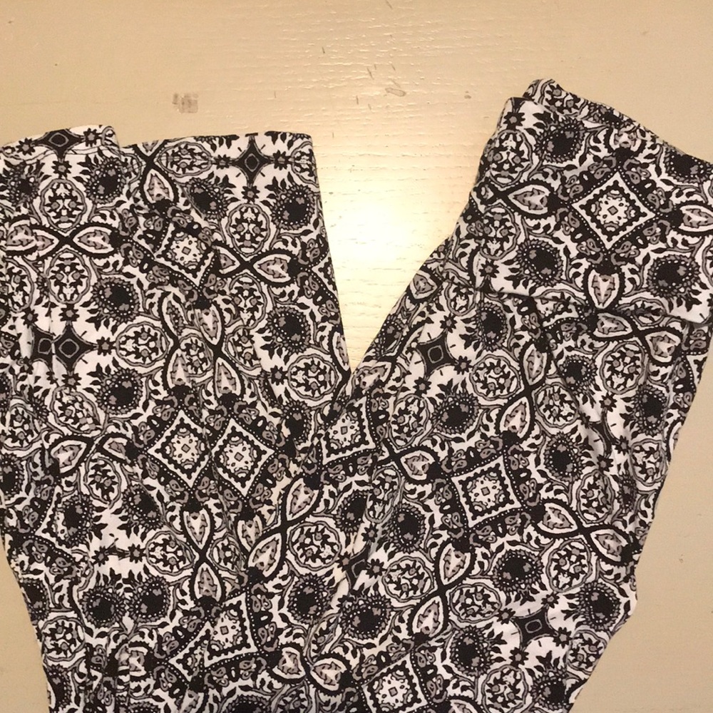 Artisan NY maxi skirt NWOT sz M